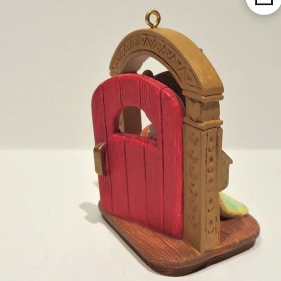 Vintage You're Always Welcome - Teddy Bear Ornament by Hallmark 1993 - Picture 2 of 3